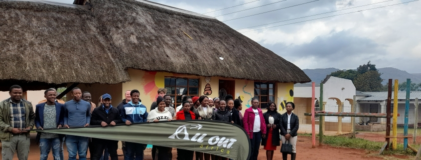 A group photo of the youth entrepreneurs